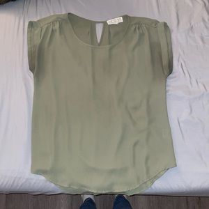 Small Olive Green Top